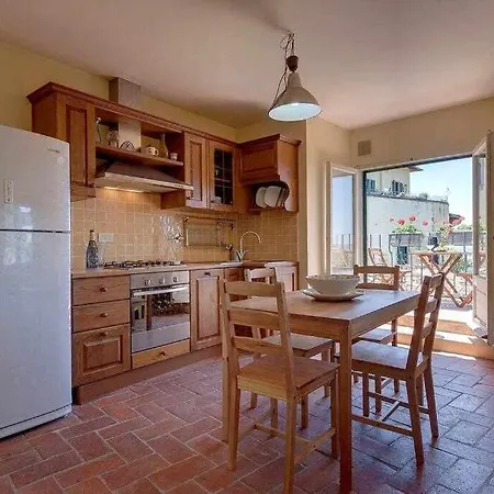 Elegante In Collina Apartment Florence
