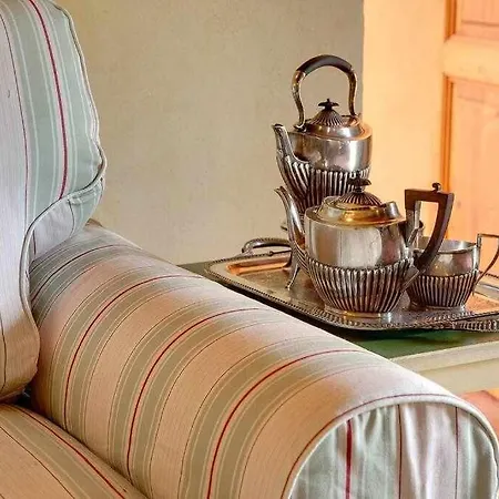 Elegante In Collina Apartment *