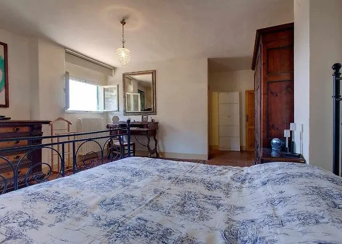 Elegante In Collina Apartament *